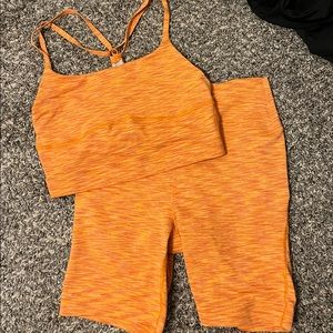 Orange outdoor voices set! Only worn twice, looks brand new.